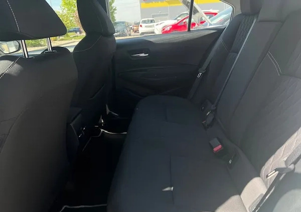 Toyota Corolla cena 74900 przebieg: 72000, rok produkcji 2021 z Janów Lubelski małe 211